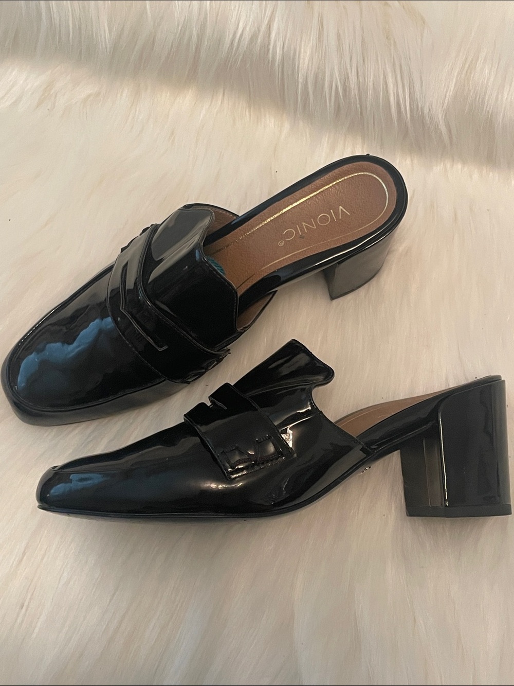 Vionic - Black Patent Slip-On Block Heel Mules - 7.5